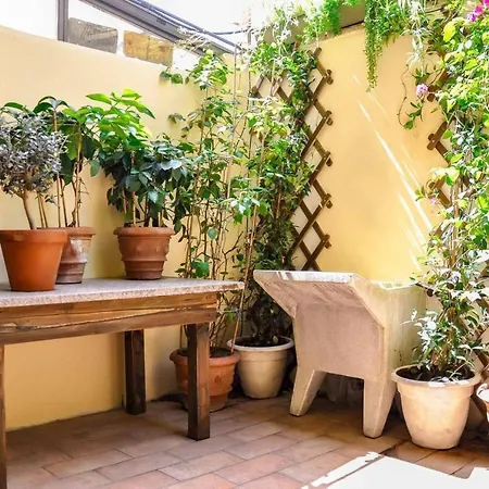 Apartment Guicciardini With Patio